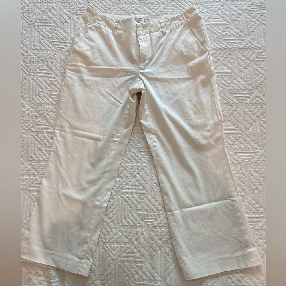 Banana Republic Classic Straight-Leg Women’s Cropped Capri Pants in White